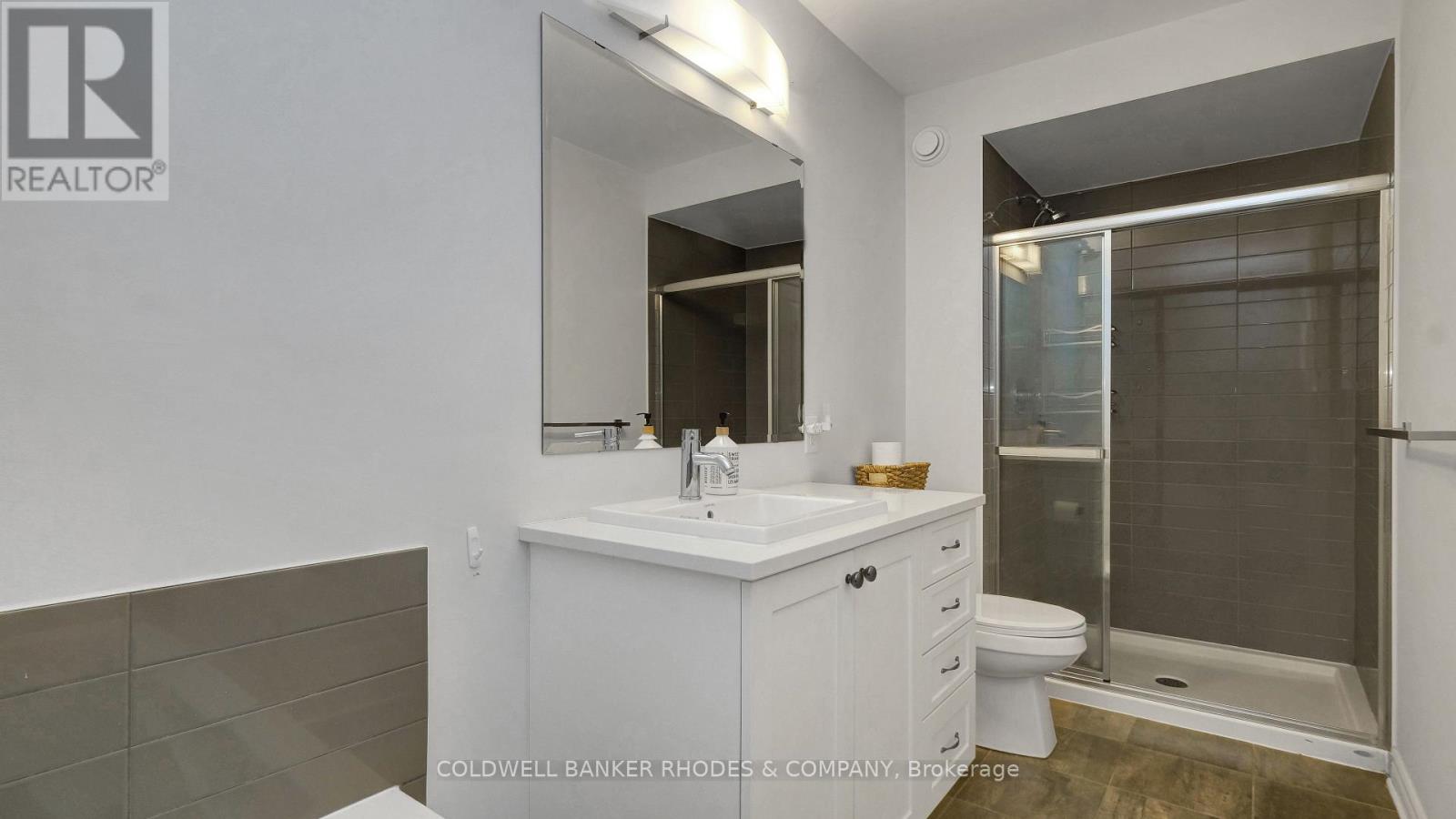 862 CHIPPING CIRCLE - 24