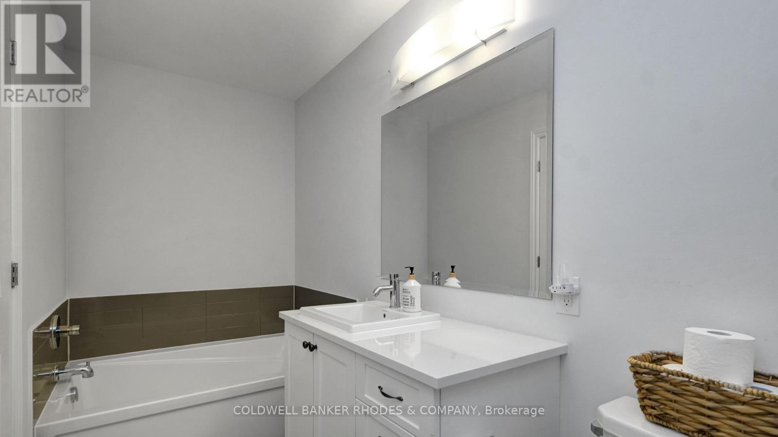 862 CHIPPING CIRCLE - 25