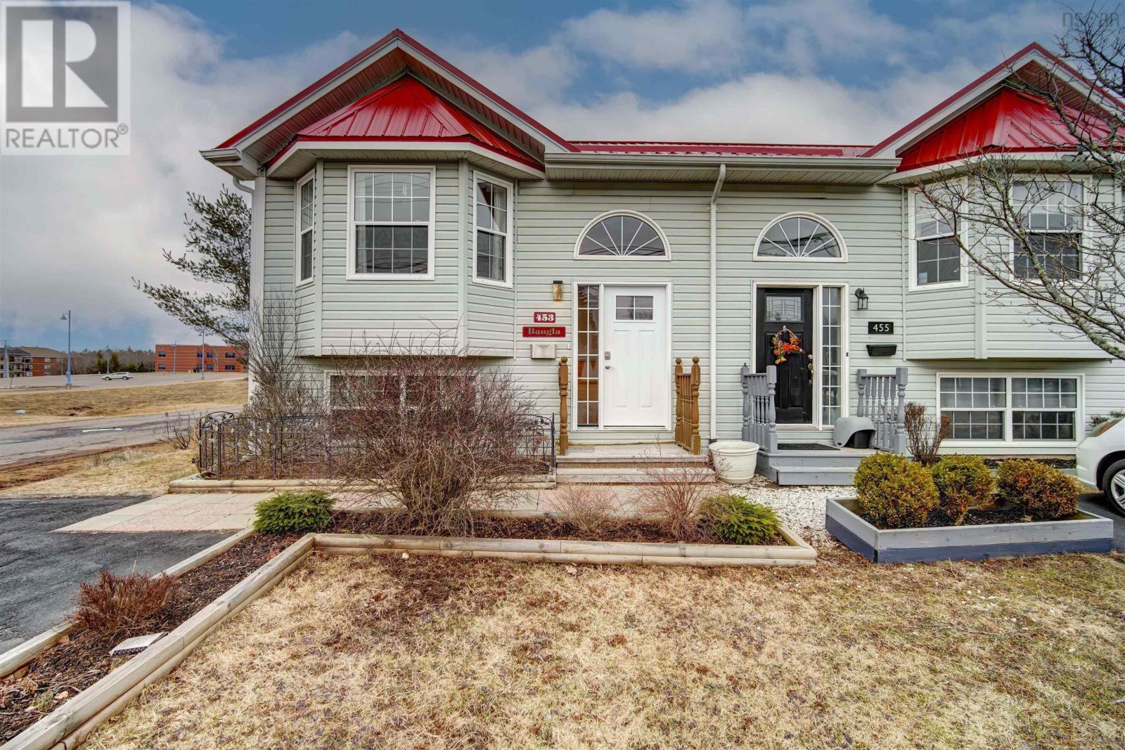 Property photo of 453 Young Street