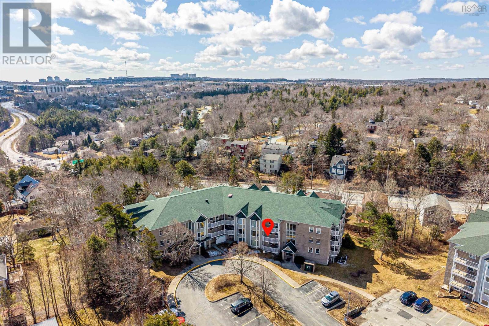 #307 87 KEARNEY LAKE ROAD - 35