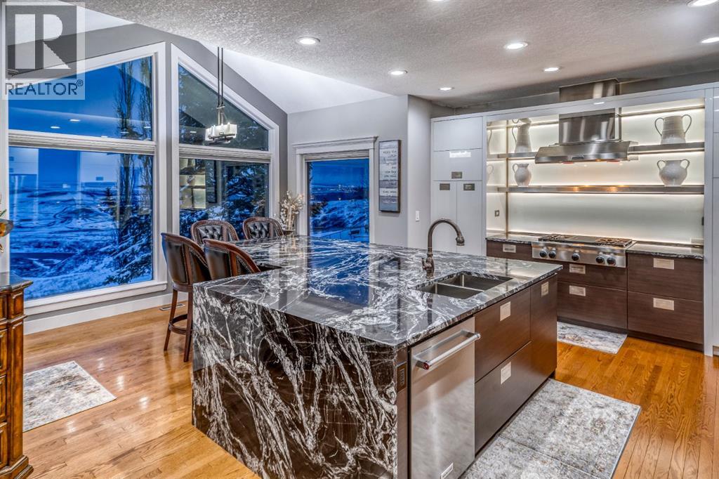 158 Gleneagles View, Cochrane