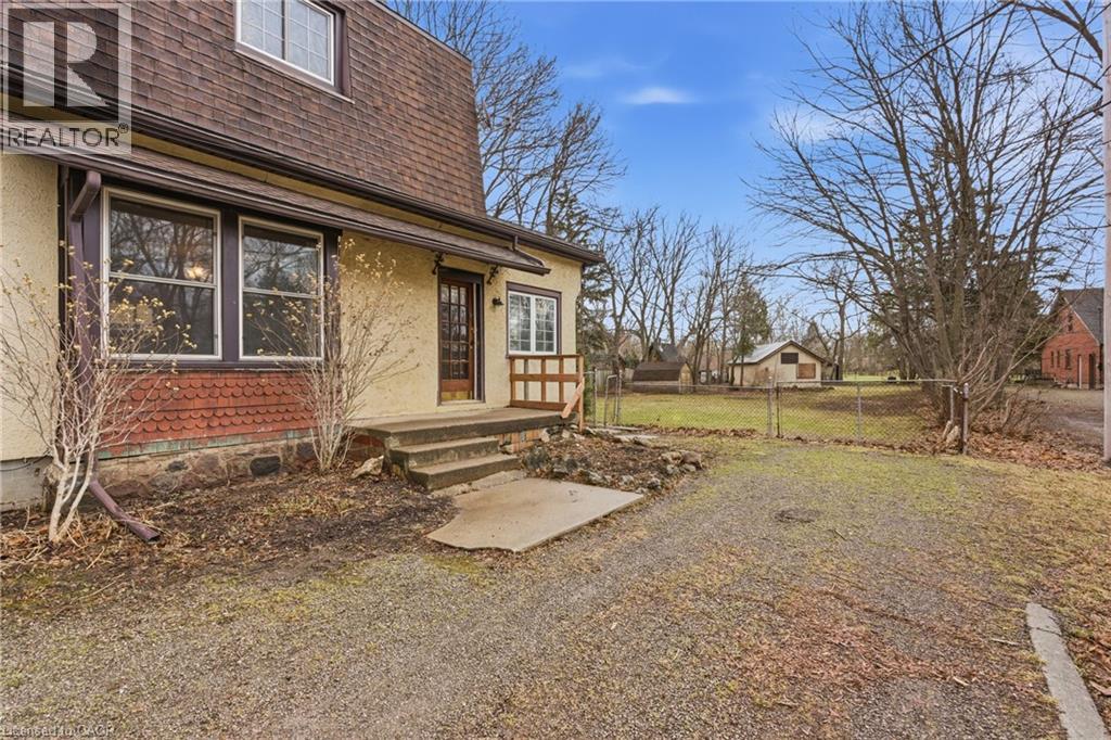 211 CANBOROUGH STREET - 5