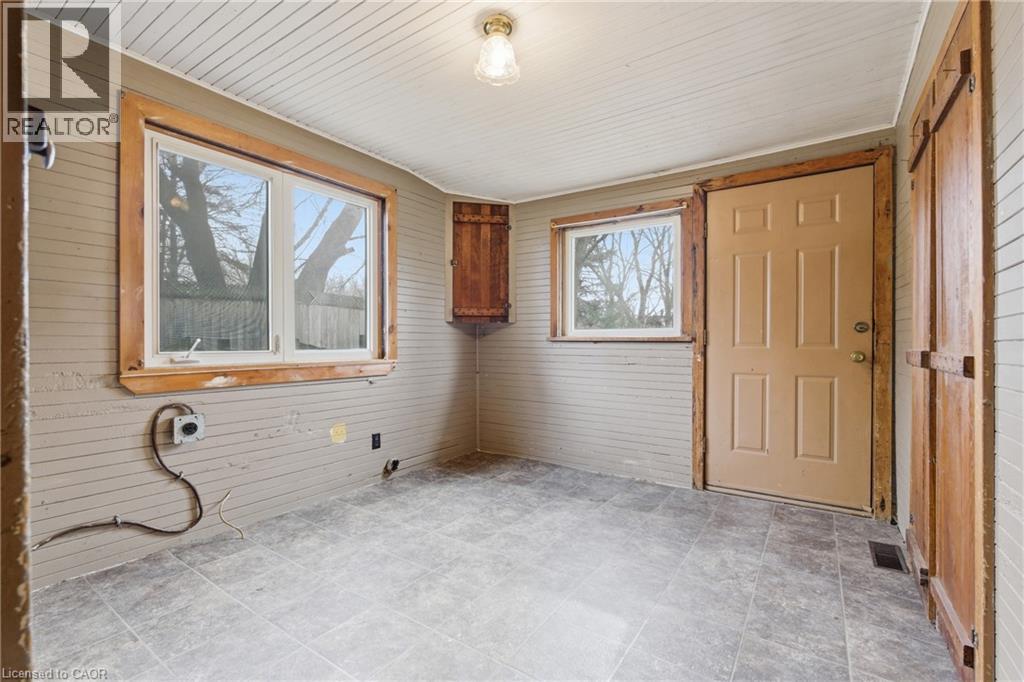 211 CANBOROUGH STREET - 30