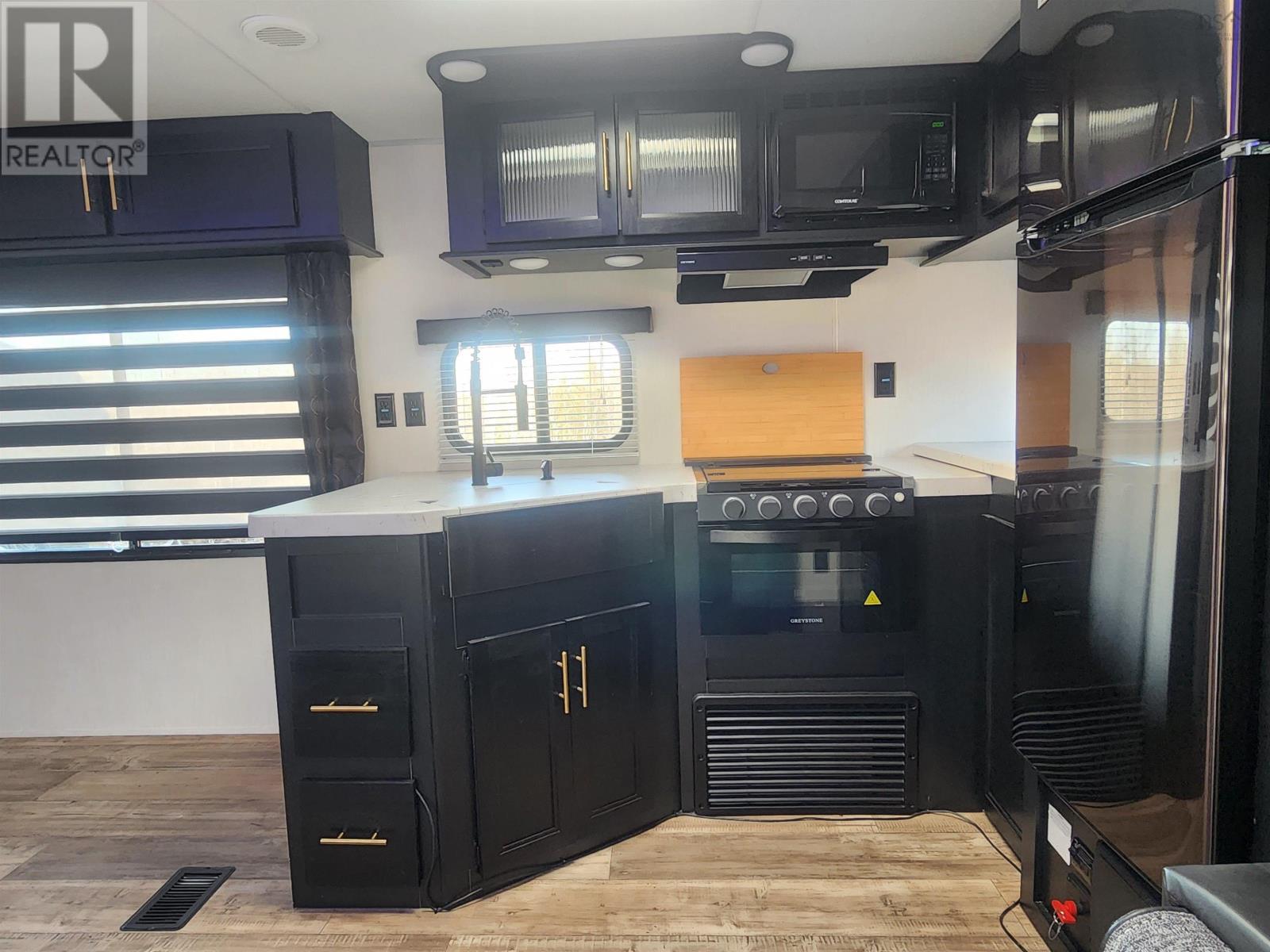 Property 7 of 34 of 6617 Highway 321