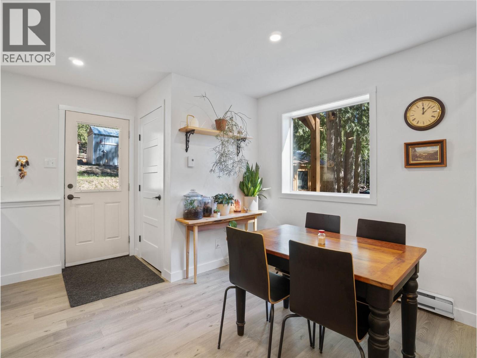  4090 Camille Road, Eagle Bay