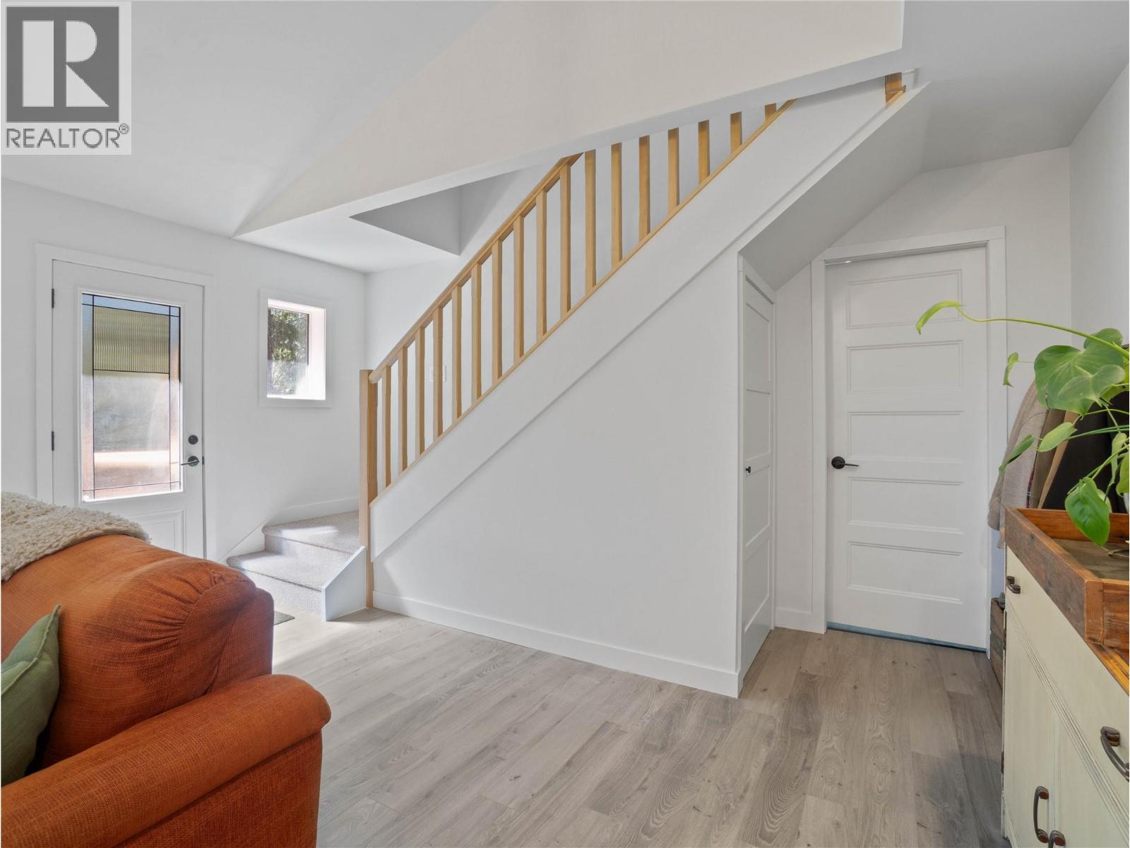  4090 Camille Road, Eagle Bay