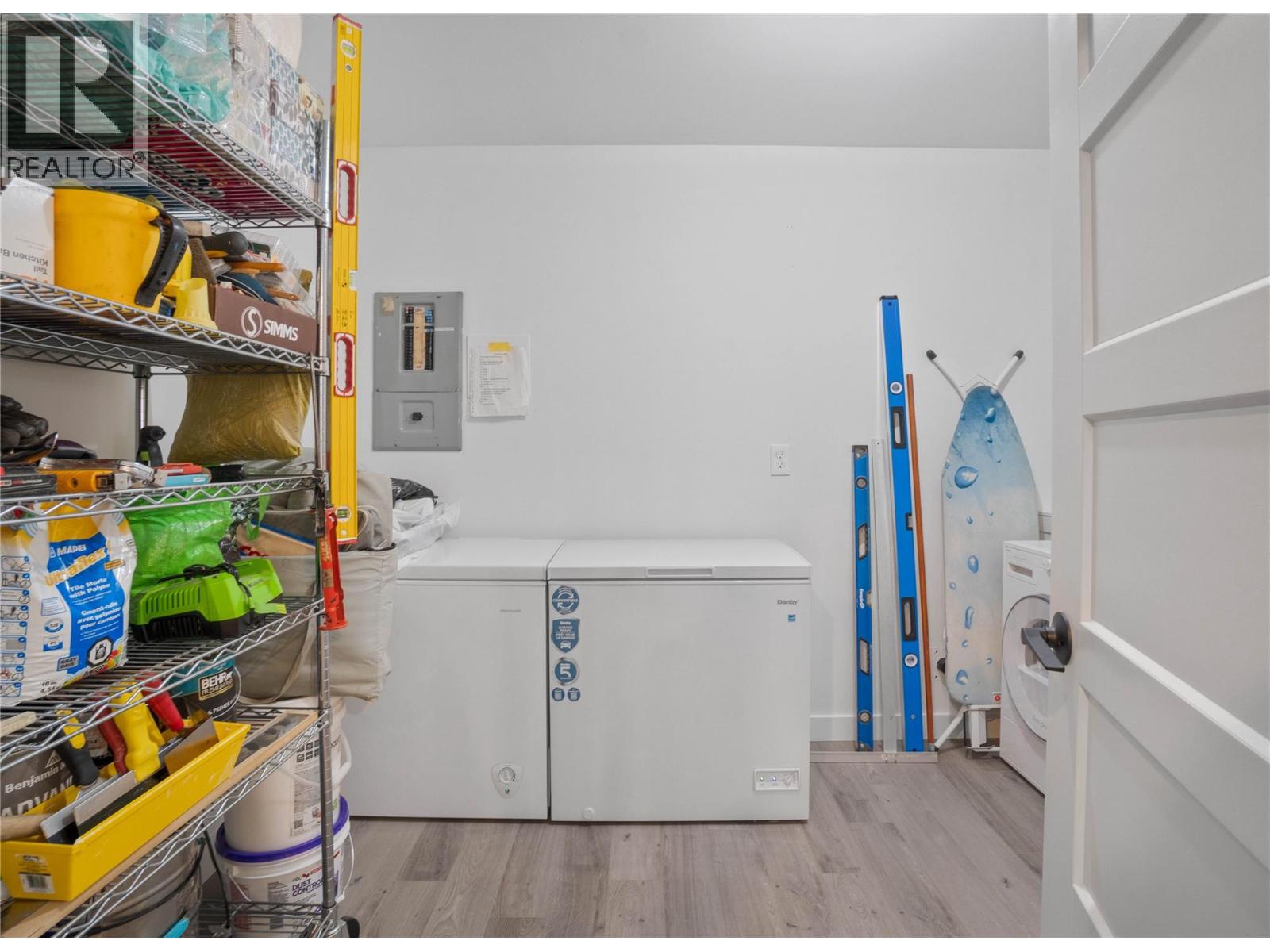  4090 Camille Road, Eagle Bay