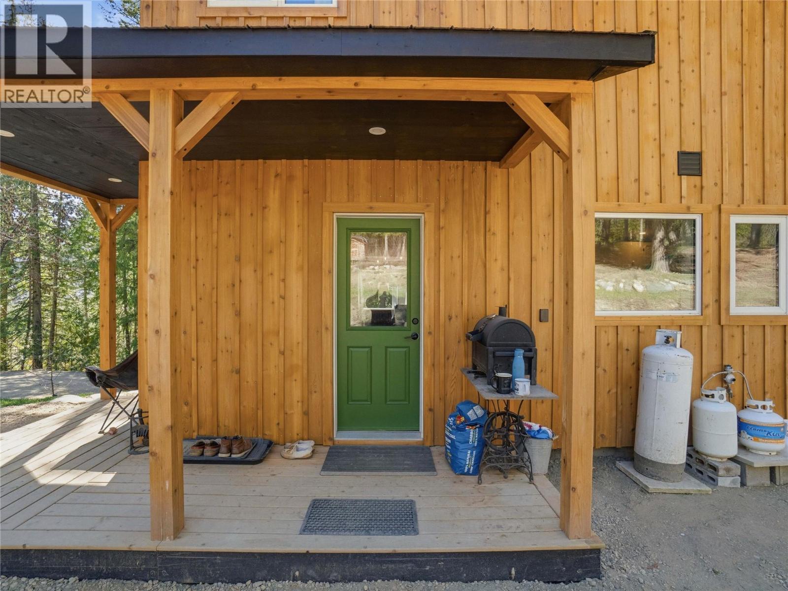  4090 Camille Road, Eagle Bay