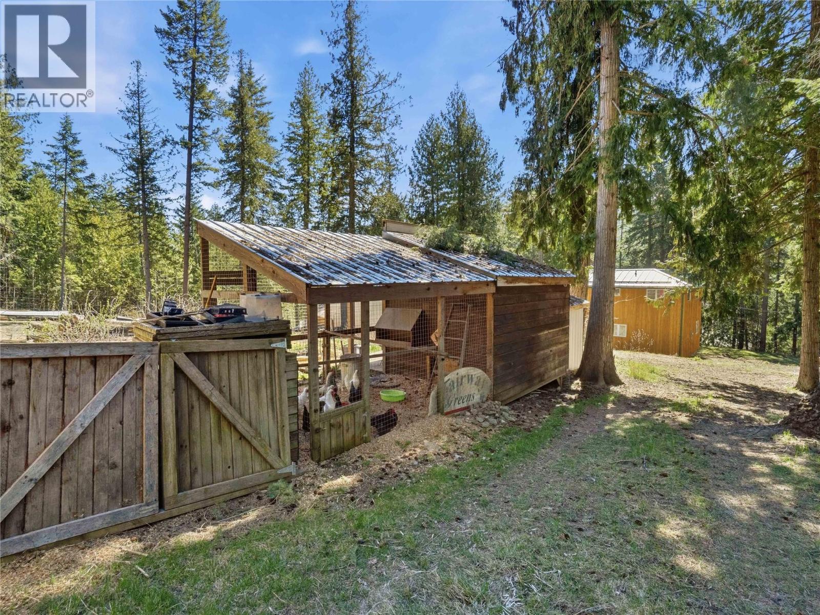  4090 Camille Road, Eagle Bay