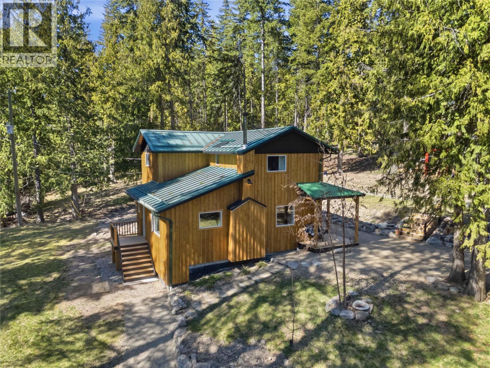  4090 Camille Road, Eagle Bay