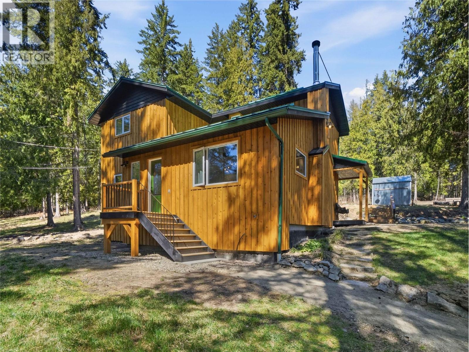  4090 Camille Road, Eagle Bay