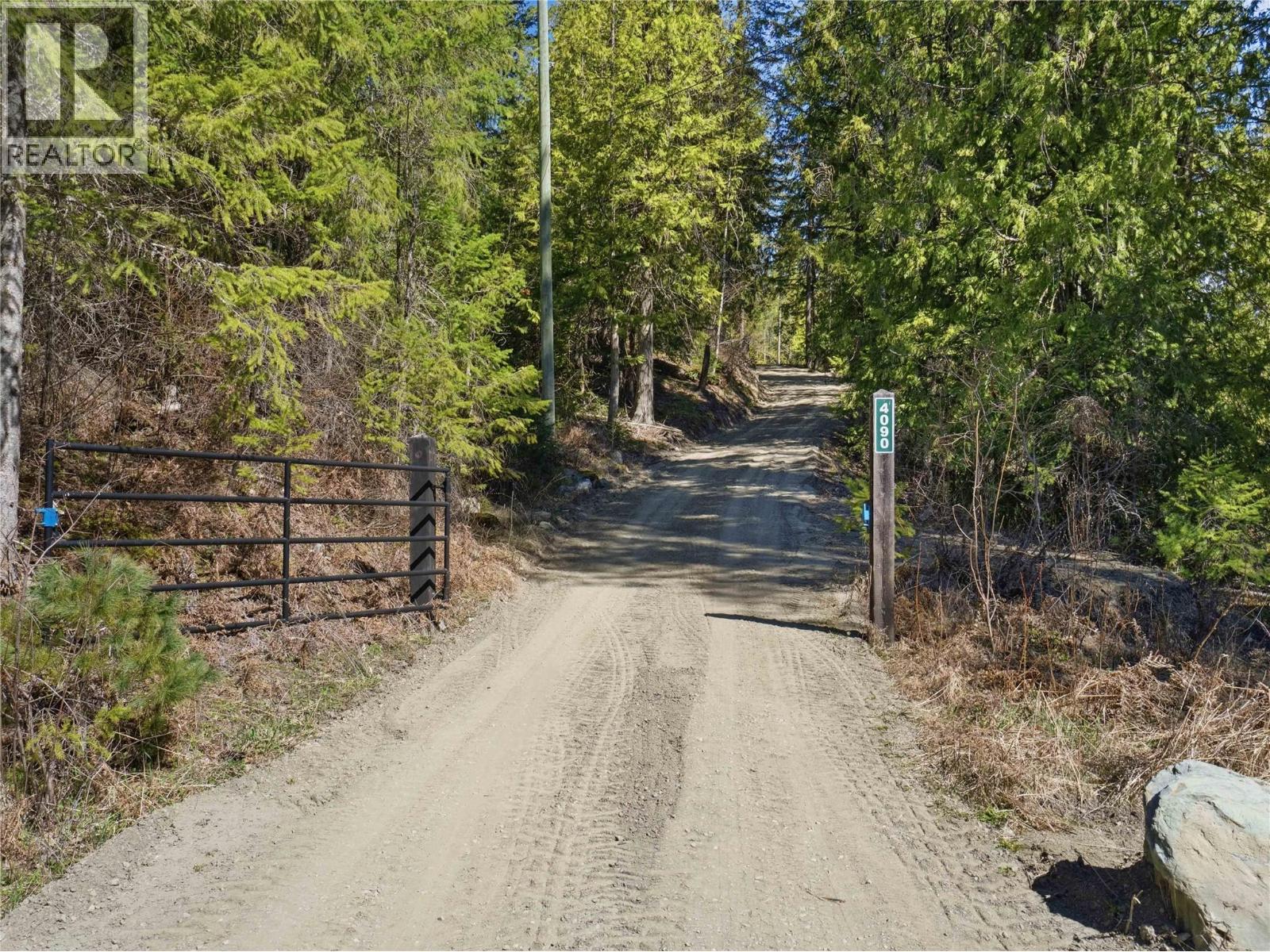  4090 Camille Road, Eagle Bay