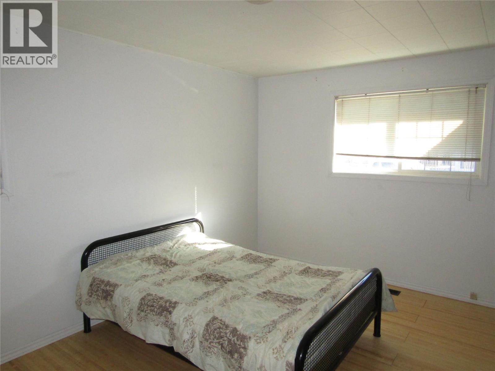7643 21st Street - 14