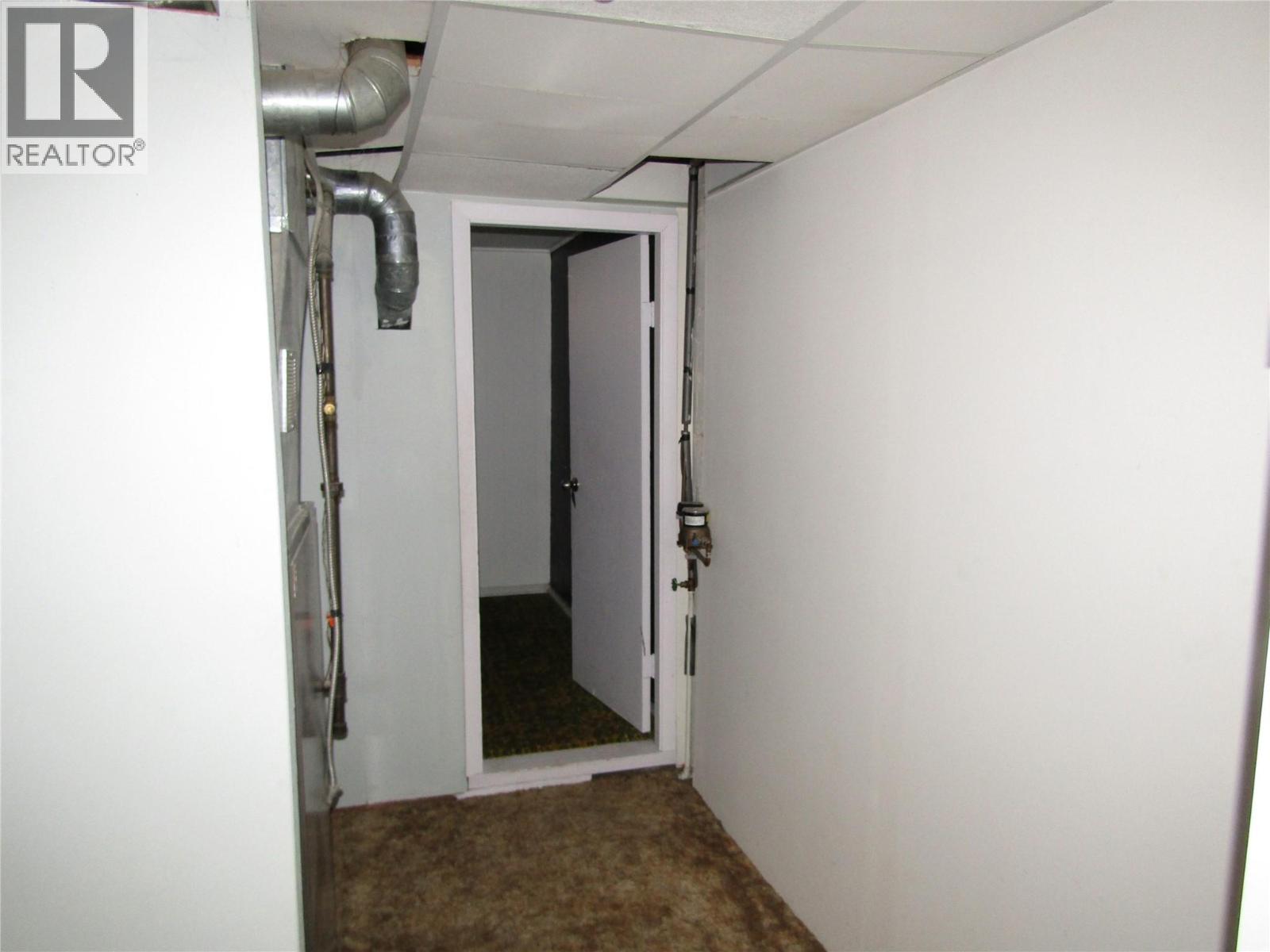 7643 21ST STREET - 27