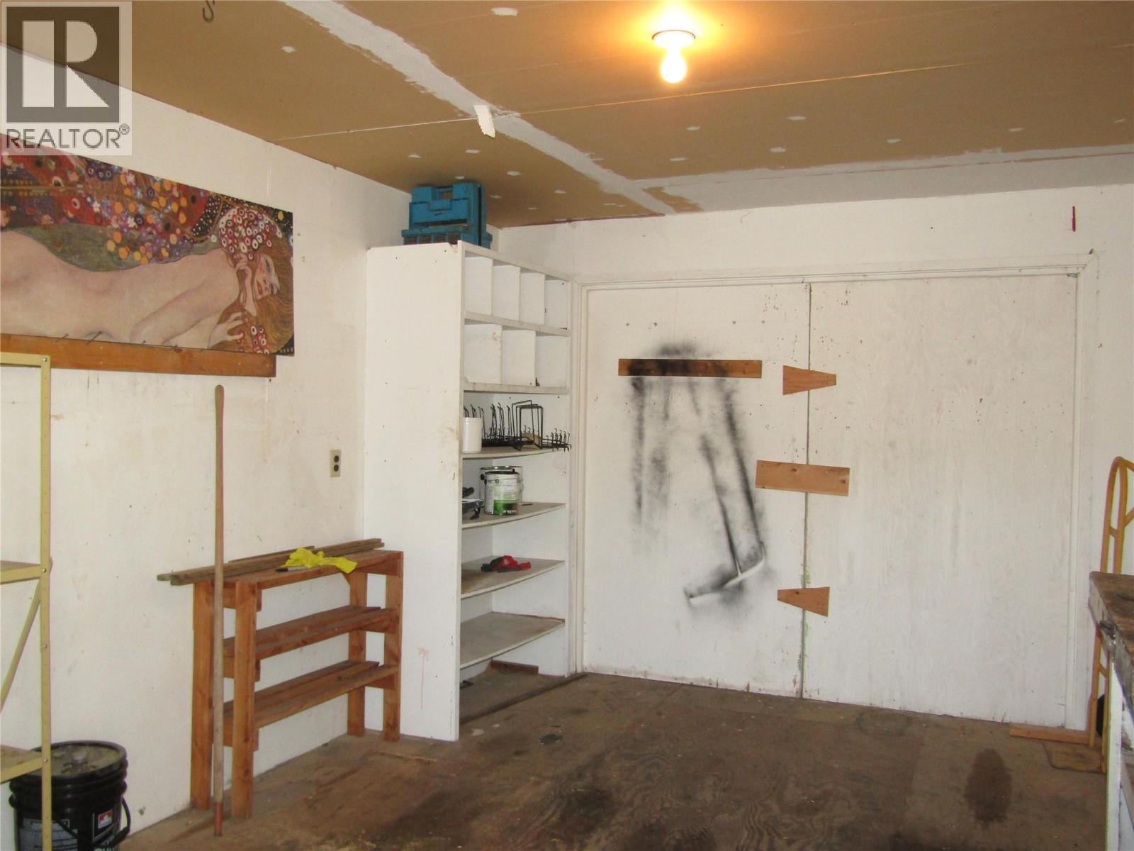 7643 21st Street - 43