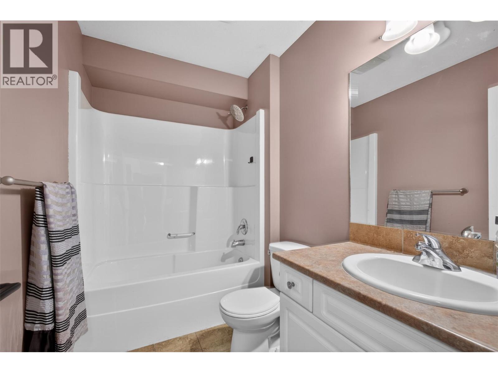 10346 Copper Hill Place, Lake Country