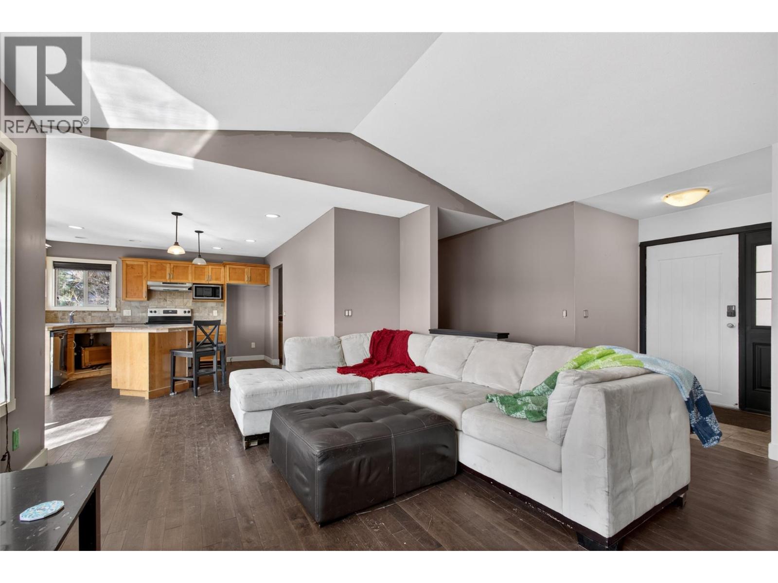 10346 Copper Hill Place, Lake Country