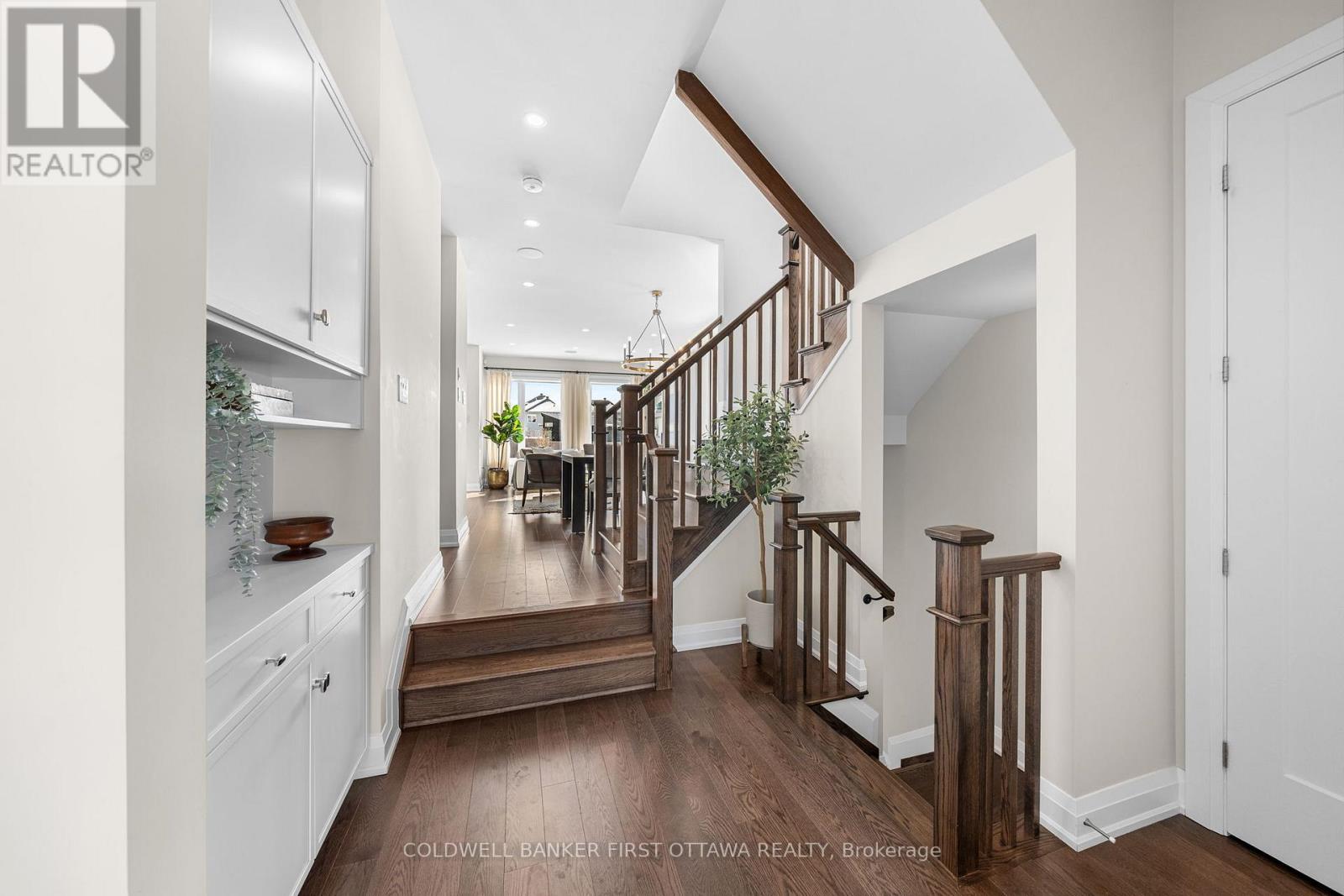 43 DEERFOX DRIVE - 5
