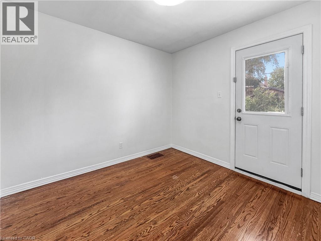 300 EAST 32ND Street, Hamilton, Ontario, L8V3S7 — Photo 34