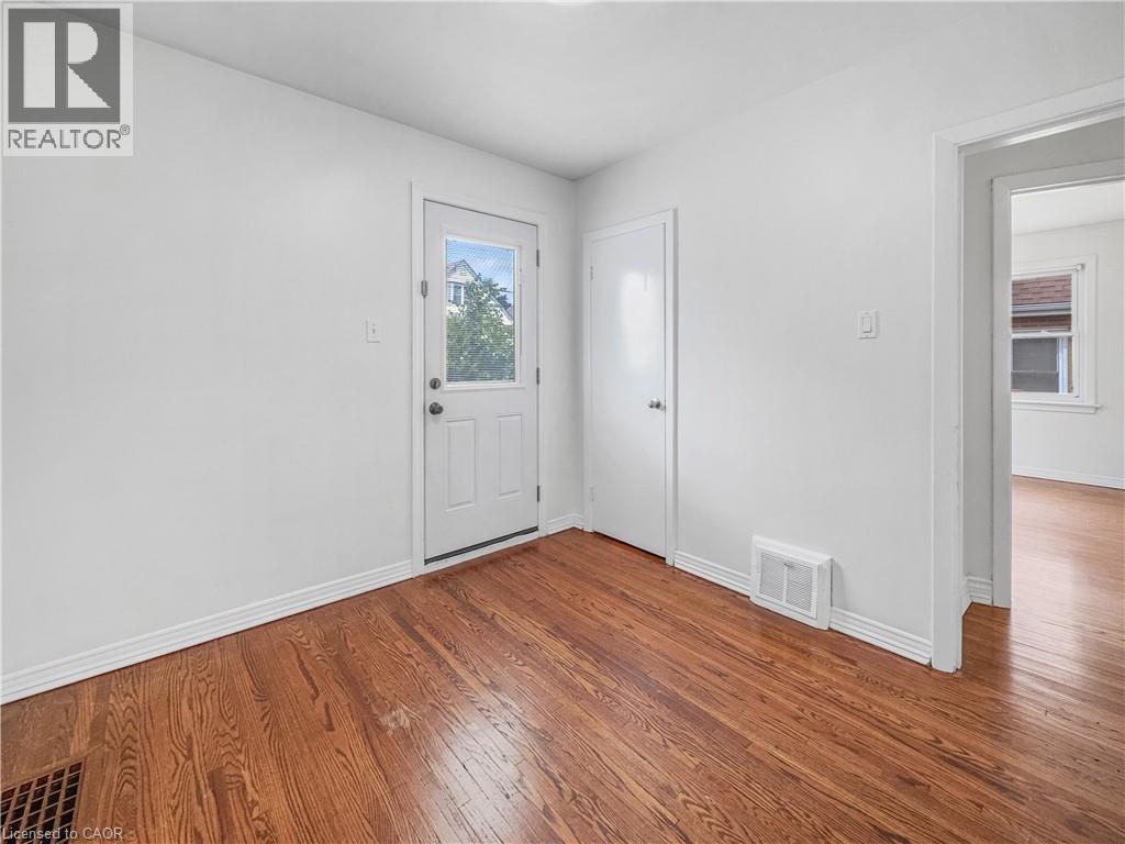 300 EAST 32ND Street, Hamilton, Ontario, L8V3S7 — Photo 19