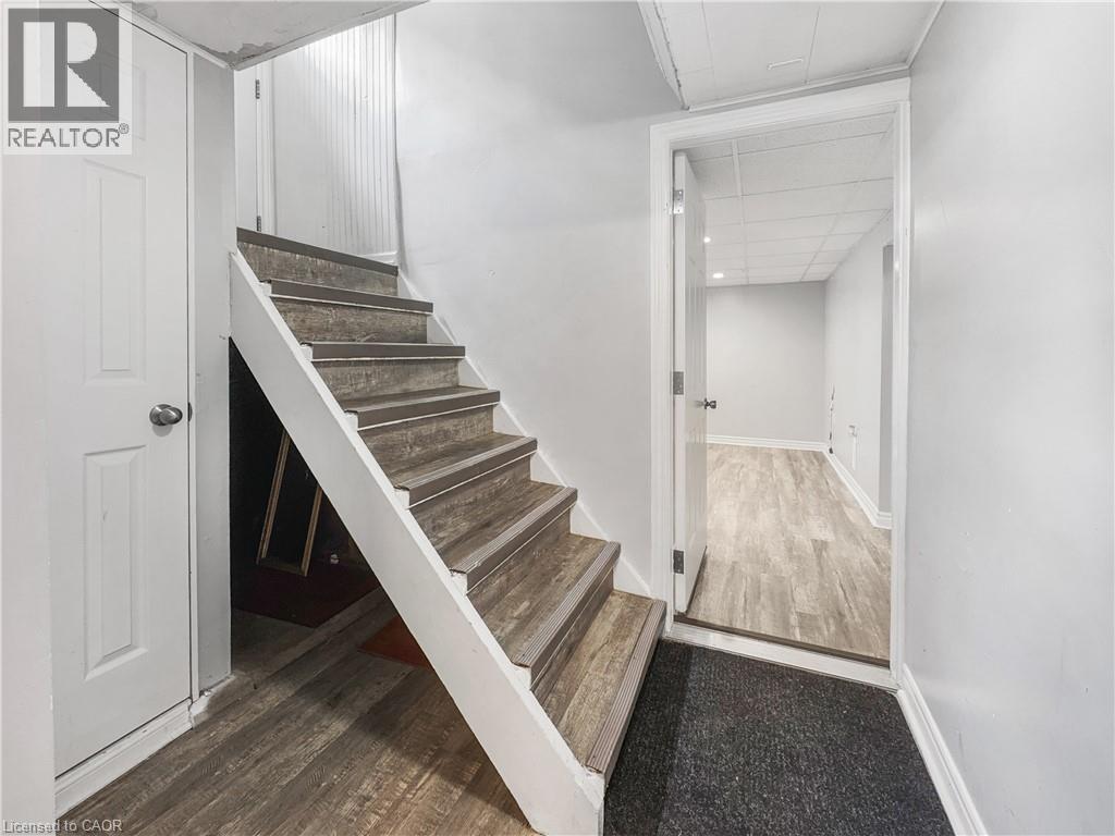 300 EAST 32ND Street, Hamilton, Ontario, L8V3S7 — Photo 29