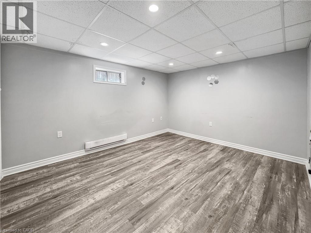 300 EAST 32ND Street, Hamilton, Ontario, L8V3S7 — Photo 40