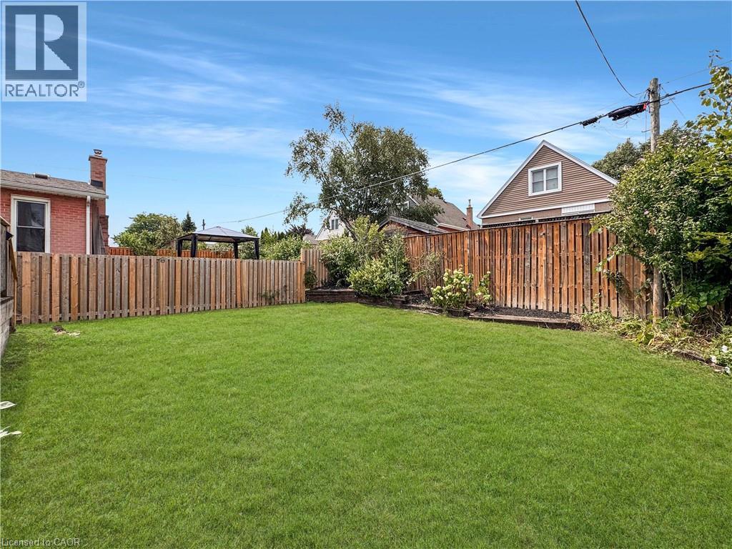 300 EAST 32ND Street, Hamilton, Ontario, L8V3S7 — Photo 46