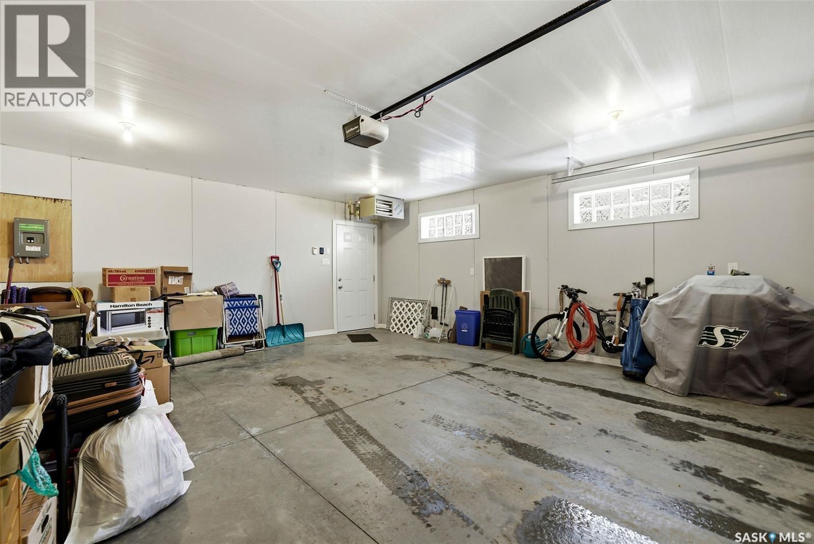 #A&B 125 2ND AVENUE NE - 36