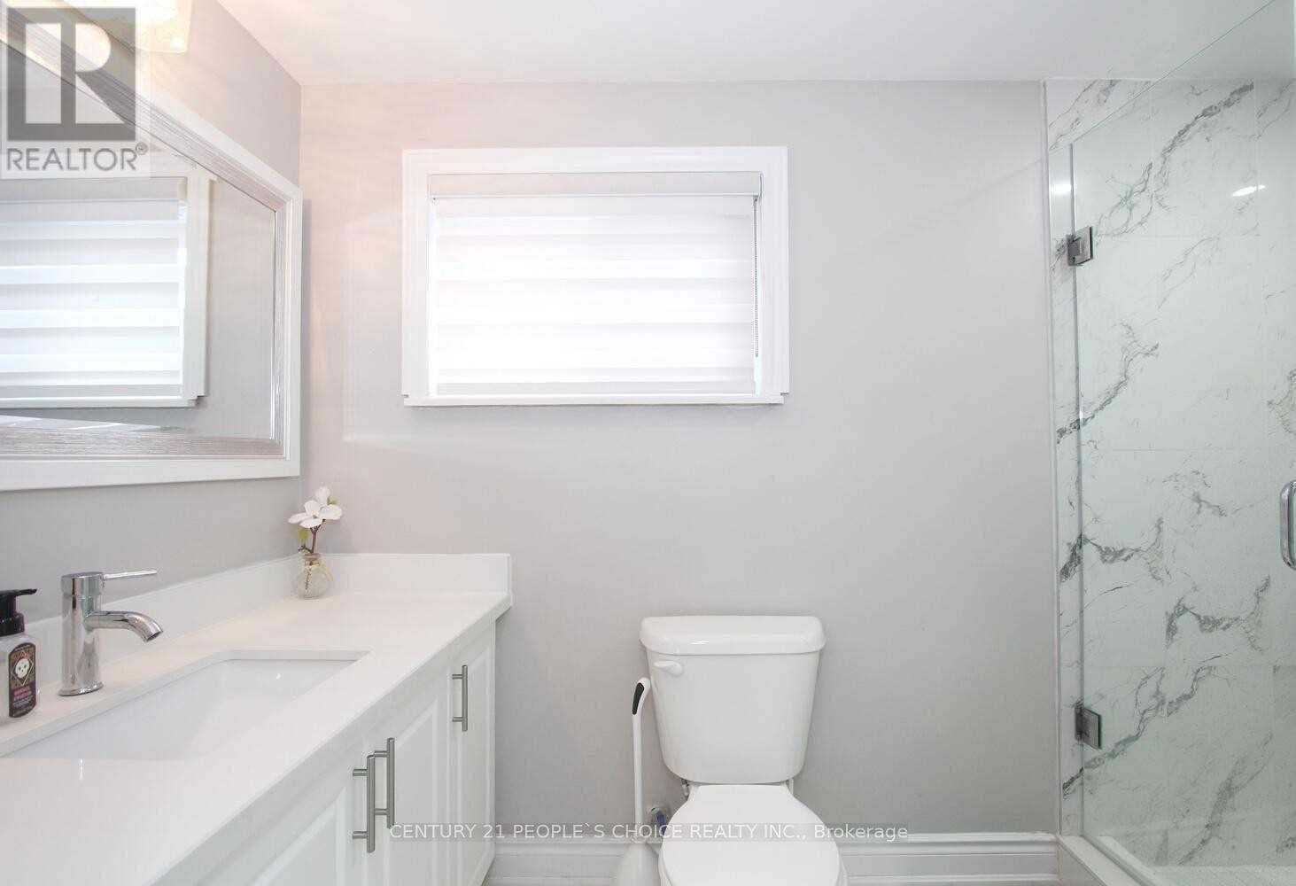 83 FALLINGDALE CRESCENT - 22