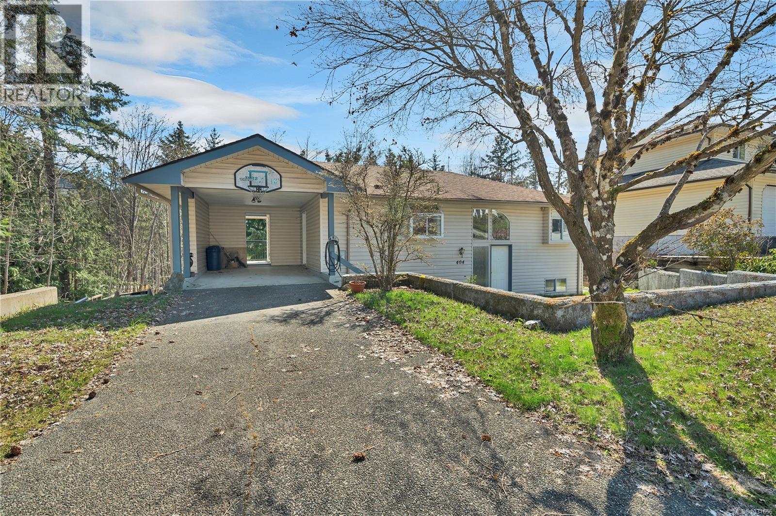 404 Donner Dr - 1