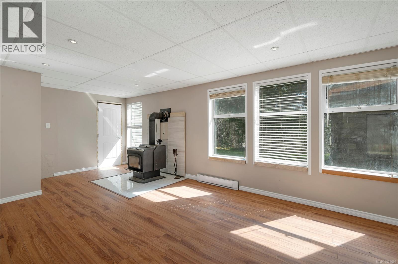 404 Donner Dr - 31