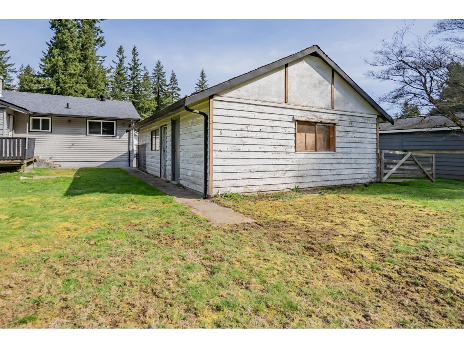 23566 52 AVENUE, Langley