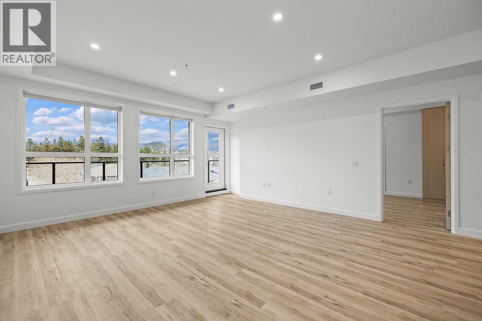 #311 630 Boynton Place - 16