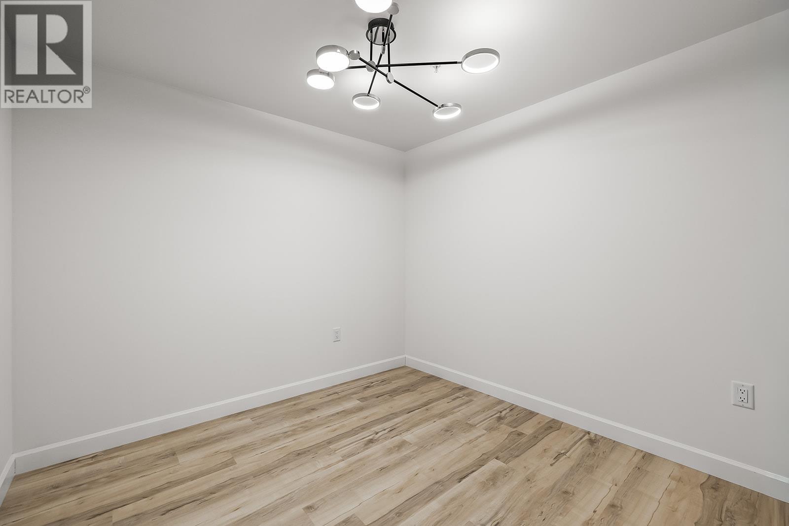 #311 630 BOYNTON PLACE - 27