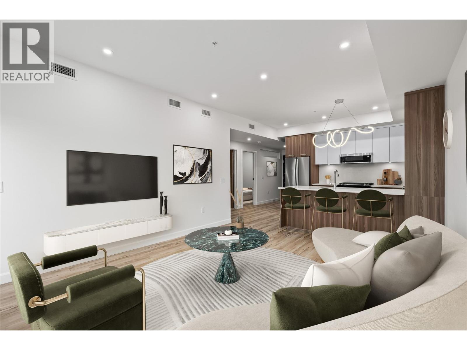 #305 630 BOYNTON PLACE - 4