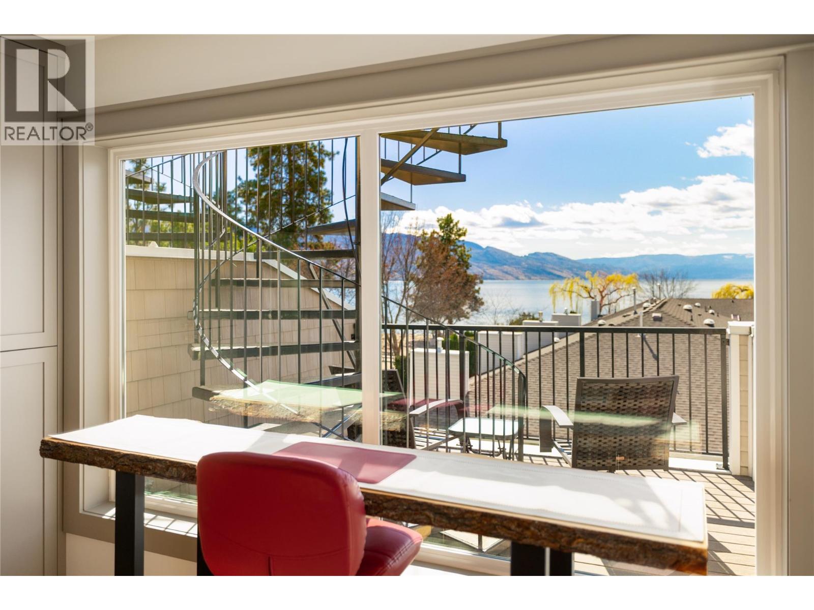4004 Bluebird Road Unit# 305, Kelowna