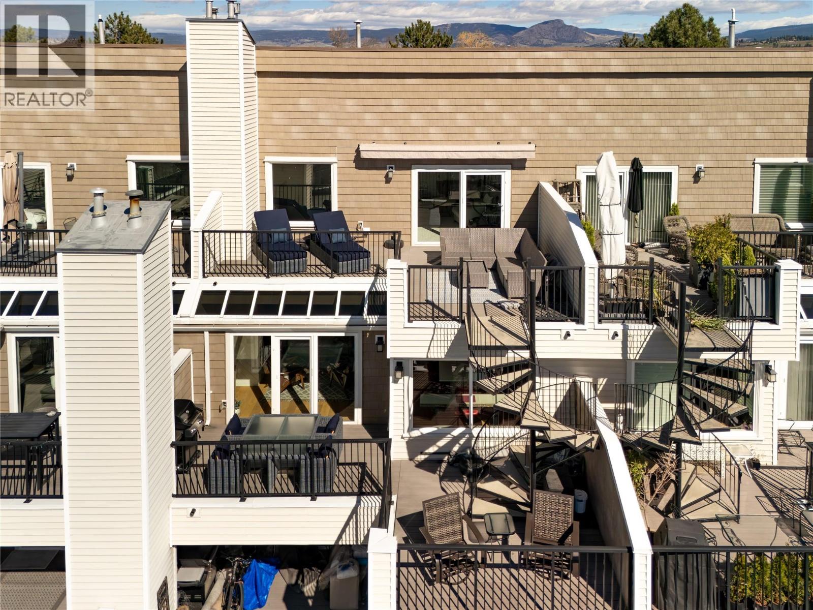4004 Bluebird Road Unit# 305, Kelowna