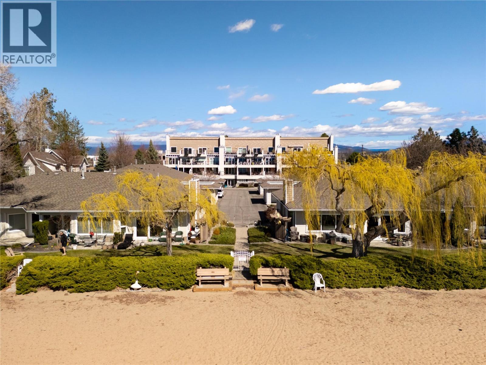 4004 Bluebird Road Unit# 305, Kelowna