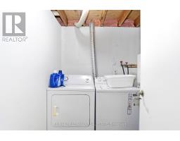 Bathroom - 8 Plumtree Place, North Bay, ON P1A3Y6 Photo 11