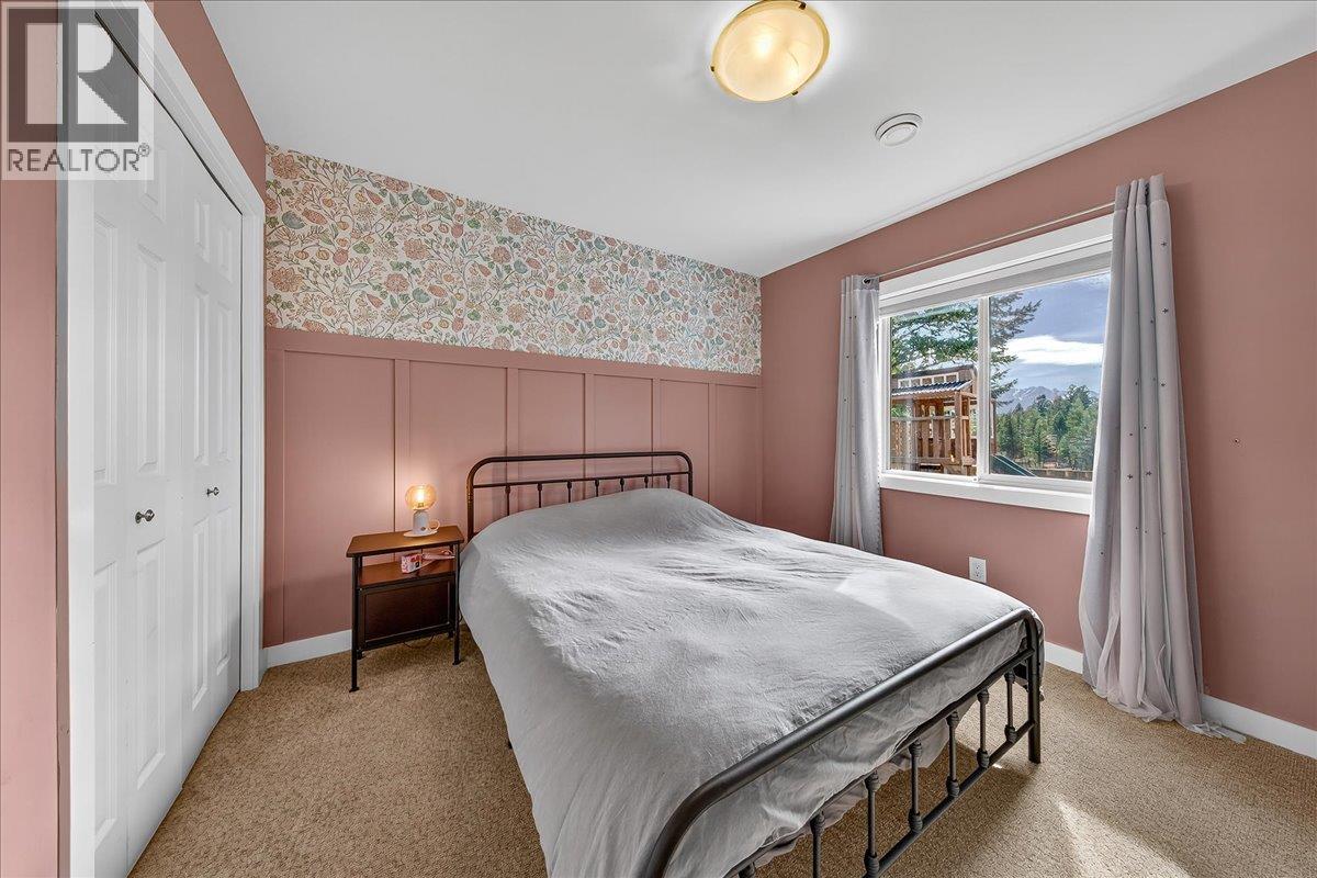 #10 989 SWANSEA VIEW ROAD - 24