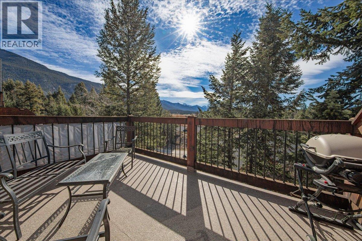 #10 989 SWANSEA VIEW ROAD - 17