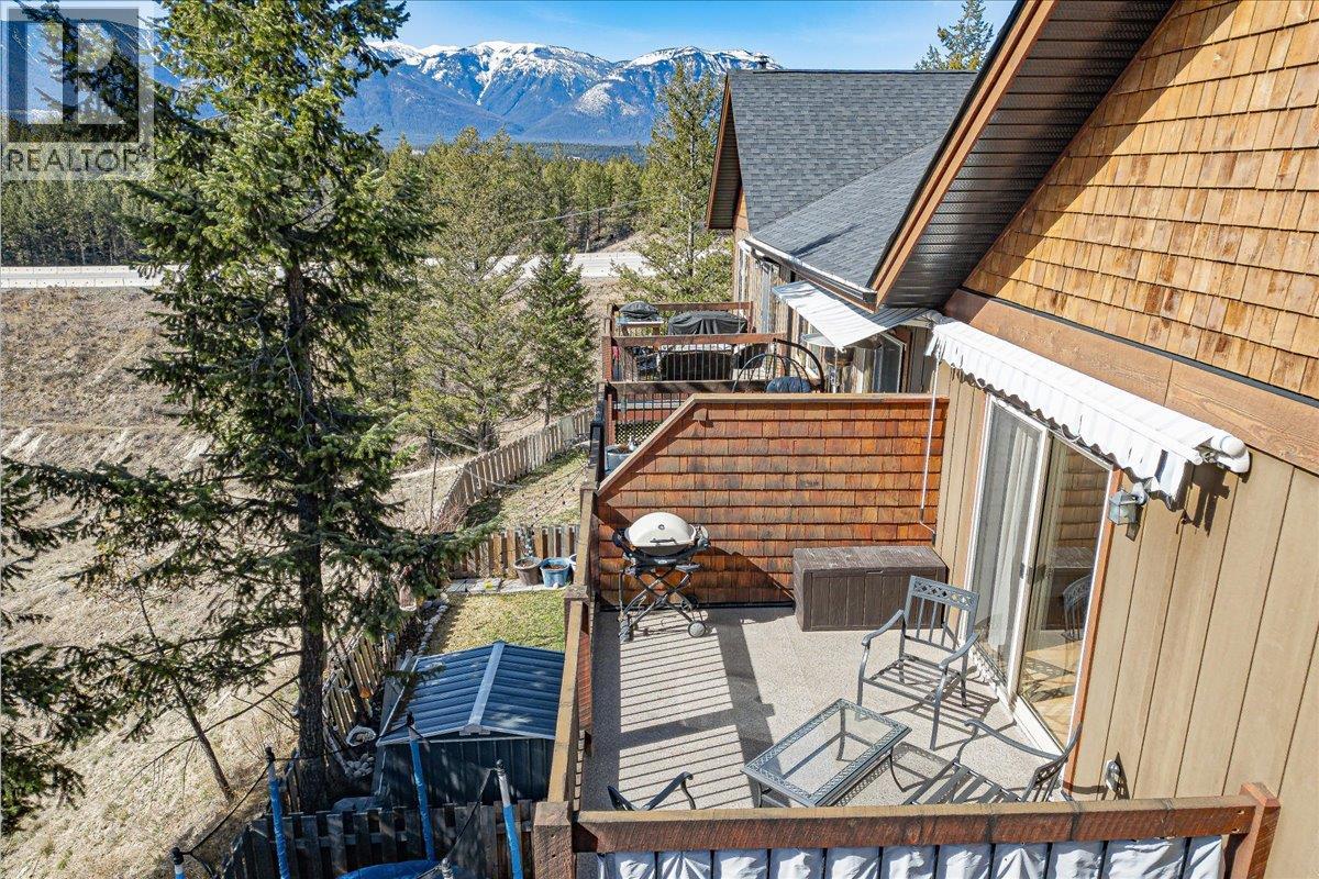 #10 989 SWANSEA VIEW ROAD - 29