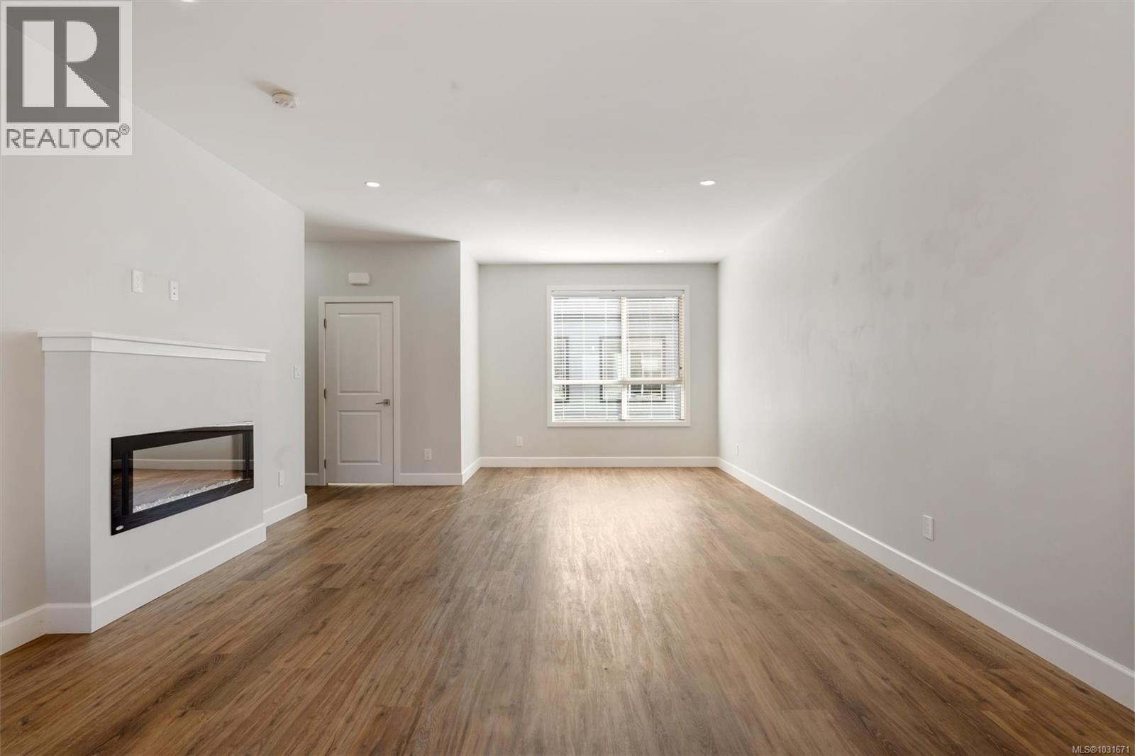 #1303 3351 LUXTON RD - 12