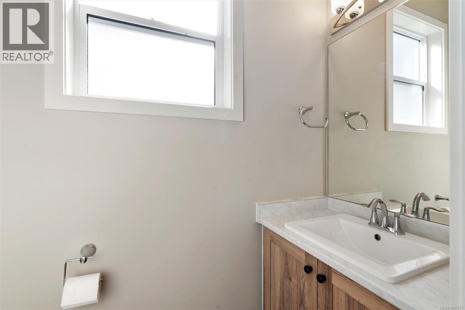 #1303 3351 LUXTON RD - 14