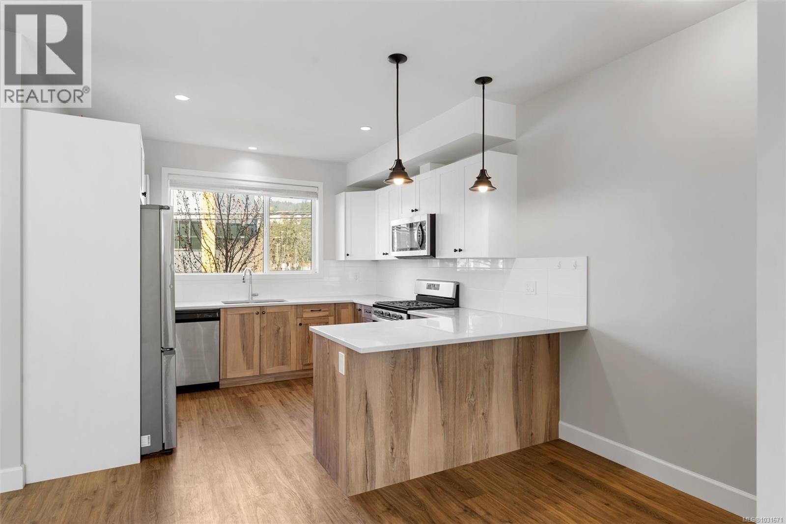 #1303 3351 LUXTON RD - 5