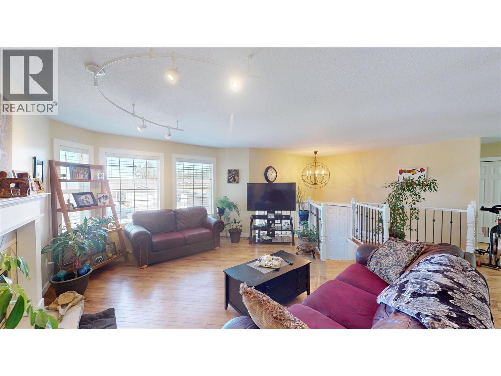 1425 16th Street S, Cranbrook