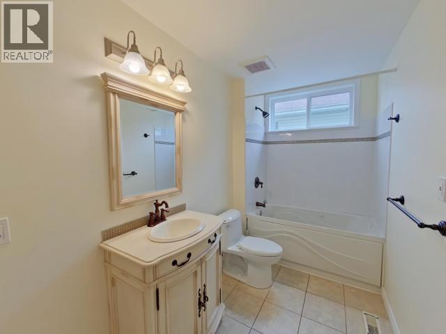 6402 HILLCREST AVE - 33