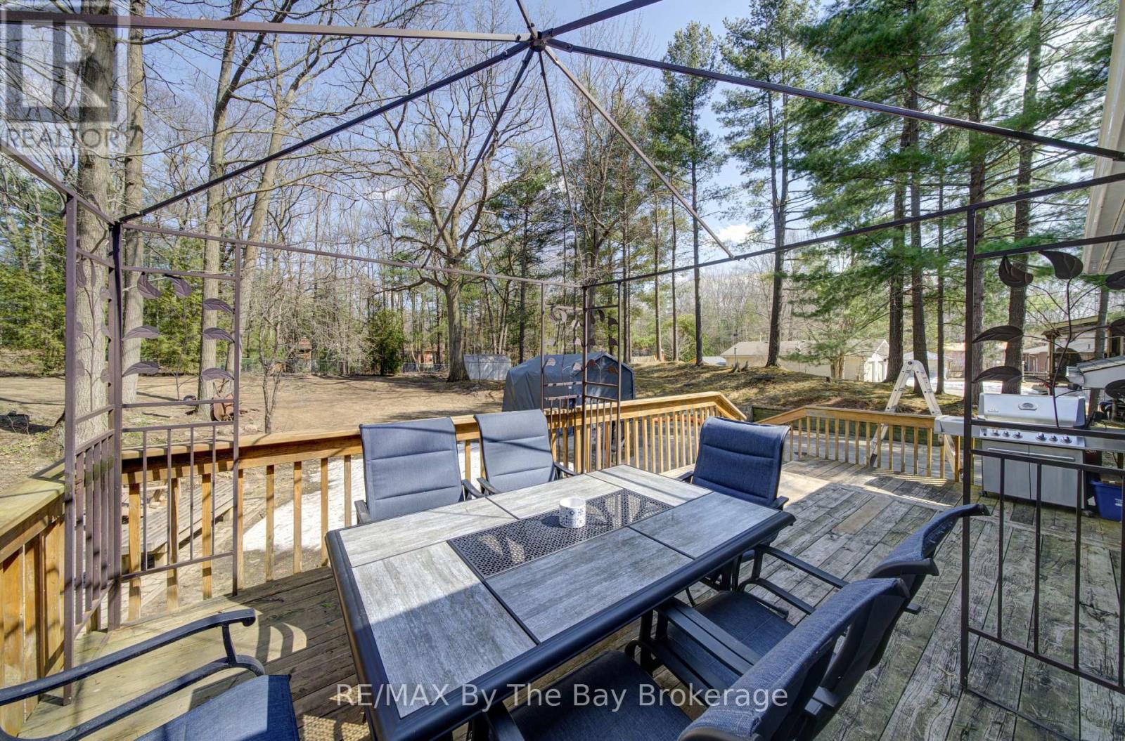 9 FREDERICK DRIVE - 28