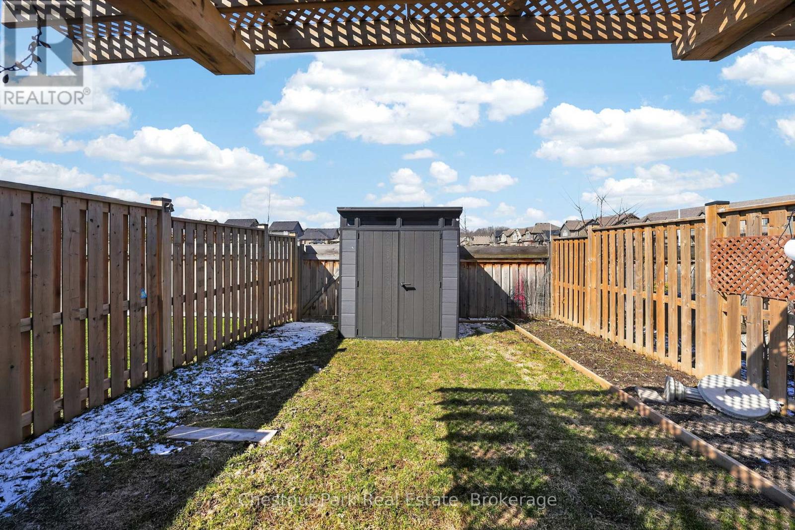 10 ARCHER AVENUE — photo 44