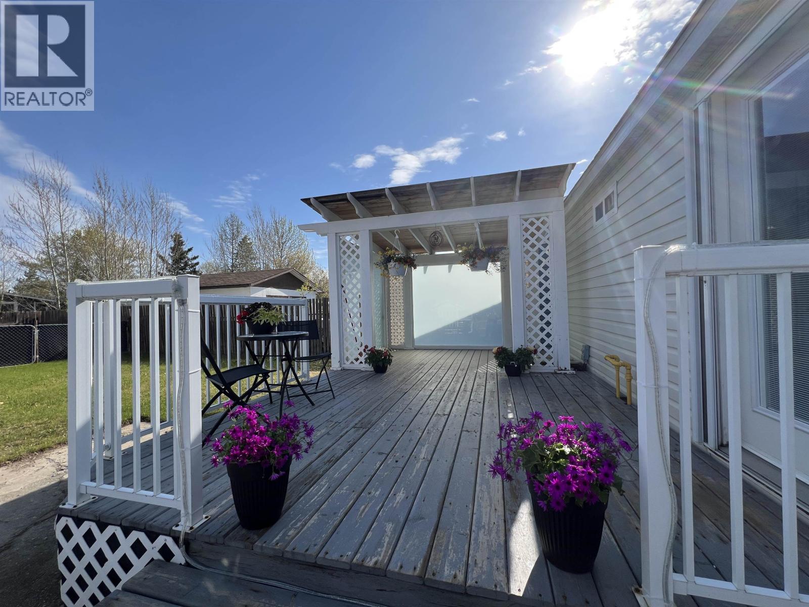 4028 POPLAR AVENUE - 27